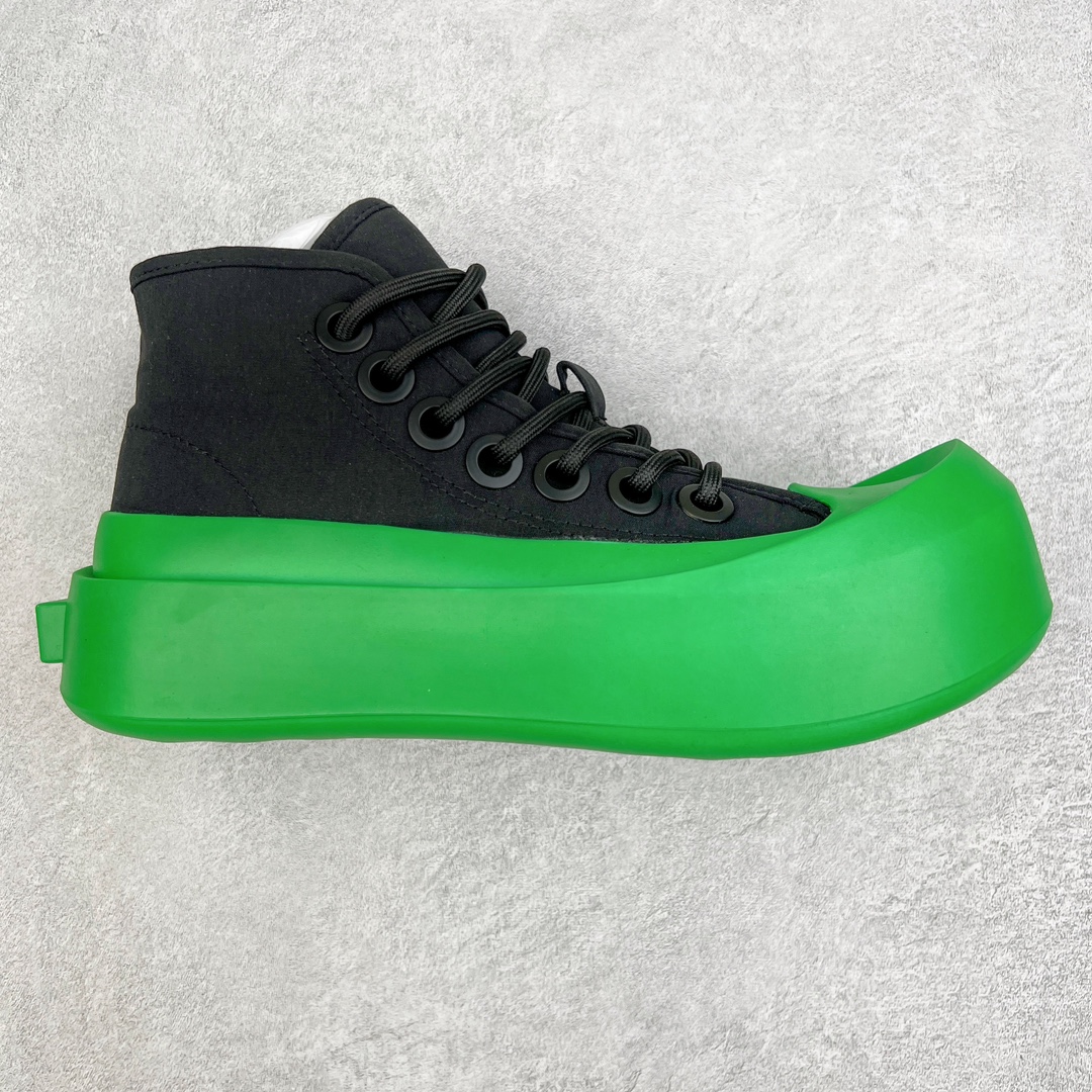 Bottega Veneta Jumbo BV葆蝶家2023最新款大头鞋帆布鞋情侣款 鞋面原版尼龙帆布 值得一提的是鞋底花费一个月开模反复测试过的丝膜大底做到几乎完美 TPU大底+水台 全新𝐙𝐏一致全套包装 Size 35 36 37 38 39 40 41 42 43 44 45-选品中心