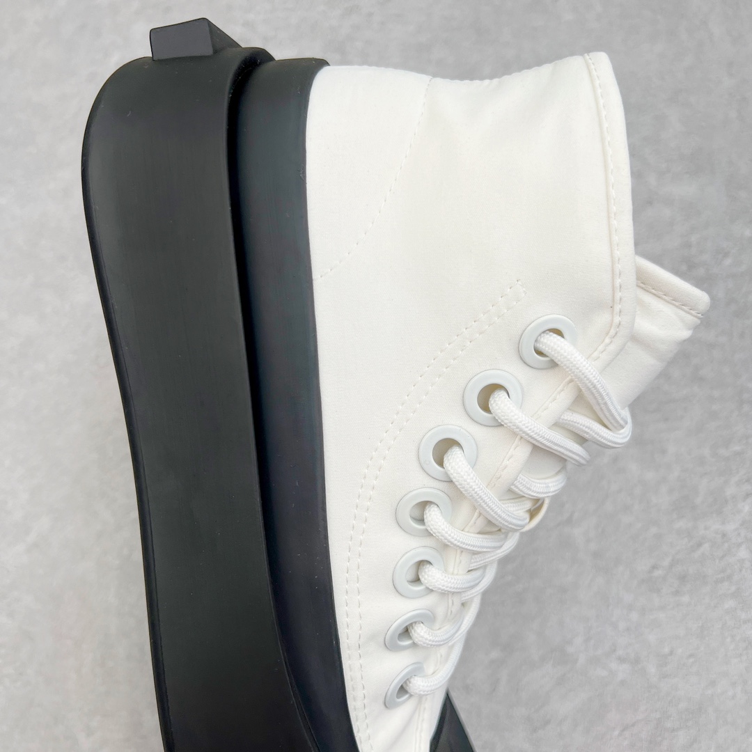 图片[6]-Bottega Veneta Jumbo BV葆蝶家2023最新款大头鞋帆布鞋情侣款 鞋面原版尼龙帆布 值得一提的是鞋底花费一个月开模反复测试过的丝膜大底做到几乎完美 TPU大底+水台 全新𝐙𝐏一致全套包装 Size 35 36 37 38 39 40 41 42 43 44 45-选品中心