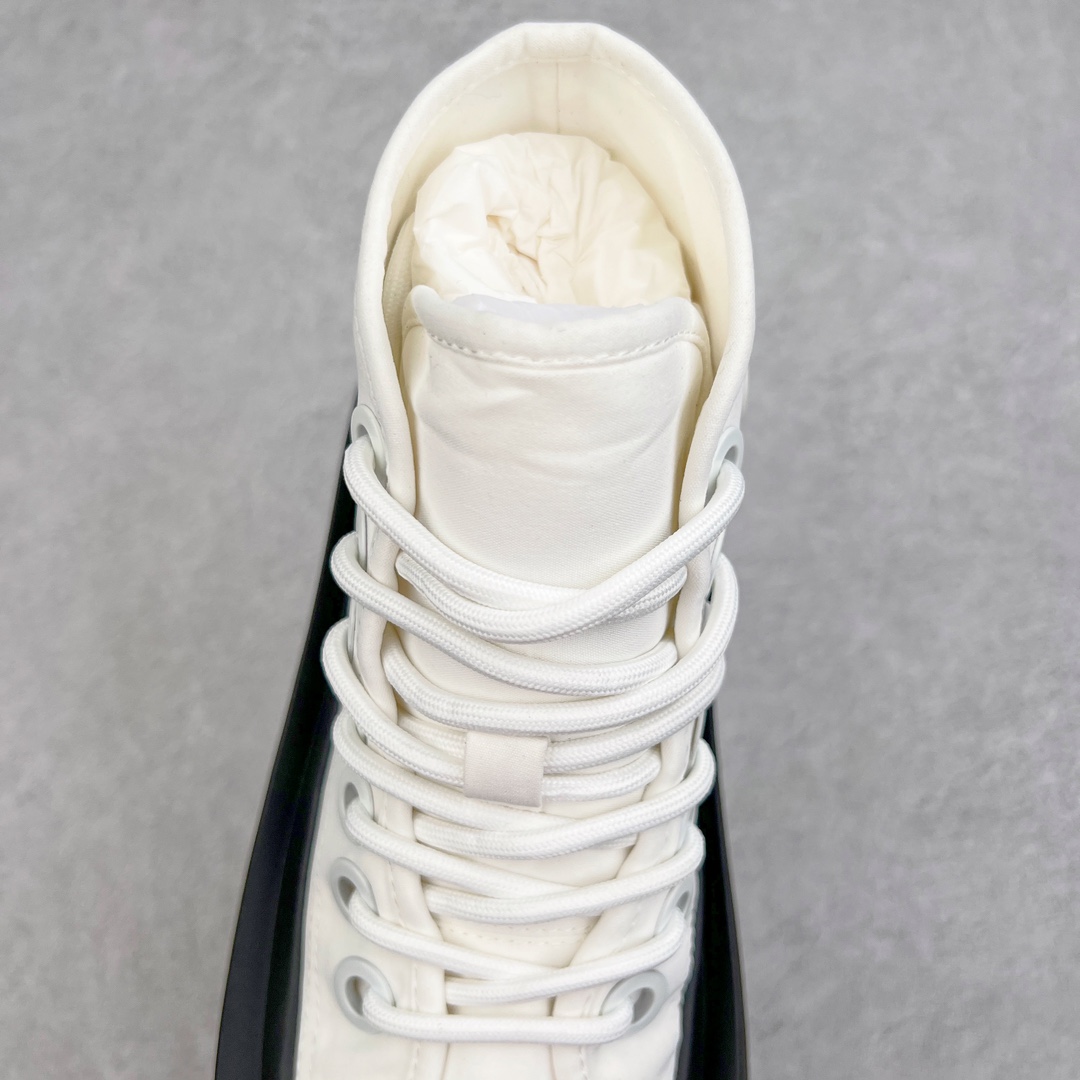 图片[5]-Bottega Veneta Jumbo BV葆蝶家2023最新款大头鞋帆布鞋情侣款 鞋面原版尼龙帆布 值得一提的是鞋底花费一个月开模反复测试过的丝膜大底做到几乎完美 TPU大底+水台 全新𝐙𝐏一致全套包装 Size 35 36 37 38 39 40 41 42 43 44 45-选品中心