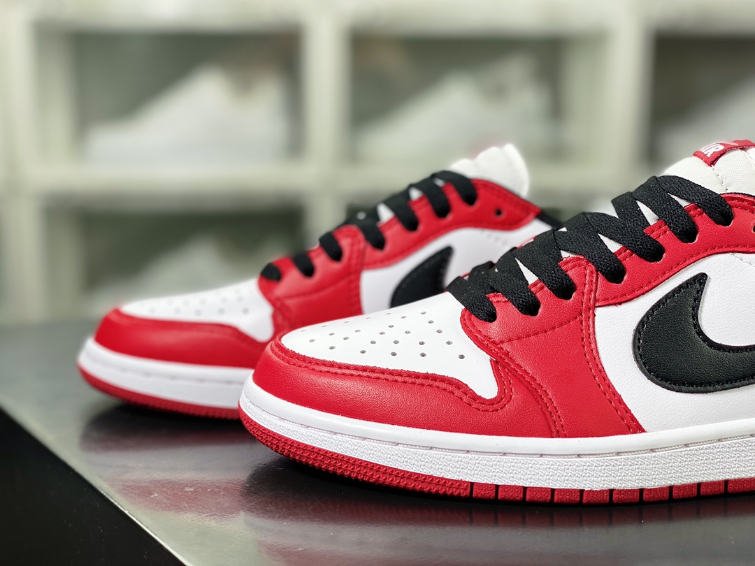 Air Jordan 1 Low OG ”Chicago” AJ1 Jordan first generation low-top classic basketball shoes ”Bulls Chicago white red black” 705329-600