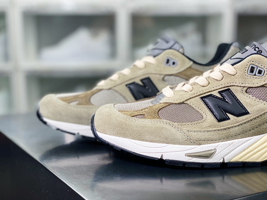 Justin Saunders' Canadian brand JJJJound x NB【New Balance】Made in USA M991 series running shoes ”Suede Earth Brown” M991JJA