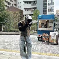 。 Beams x Arcteryx 拼色刺绣始祖鸟冲锋衣 连帽硬壳夹克外套刘雯 李现 井柏然 各路男神 。 Beams x Arcteryx 拼色刺绣始祖鸟冲锋衣 连帽硬壳夹克外套刘雯 李现 井柏然 各路男神