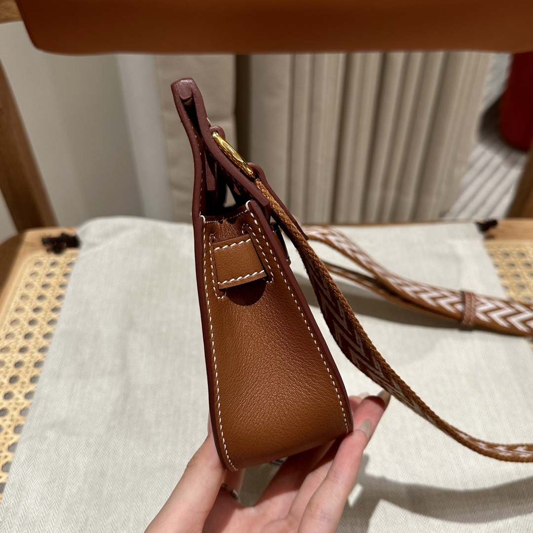 Handmade Mini Jypsiere Bag in Gold Swift Leather with Gold Hardware 4 i1692254963 283 2