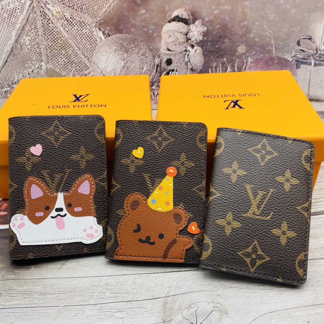 Leather card holder front view
