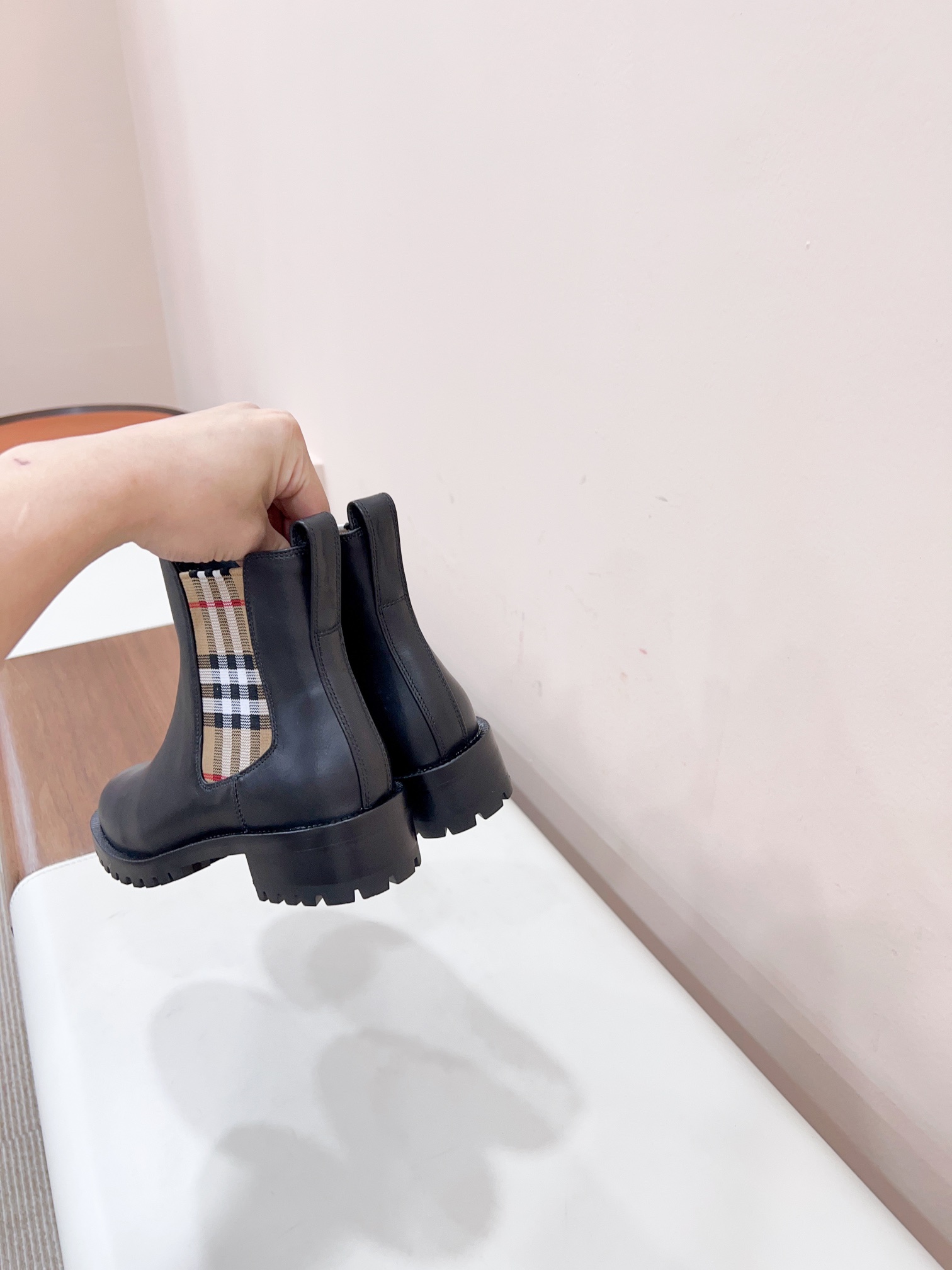 Burberry 2023ss Certified Boots: Korean-Style with Italian Leather, Best Value for Money - 图片 9