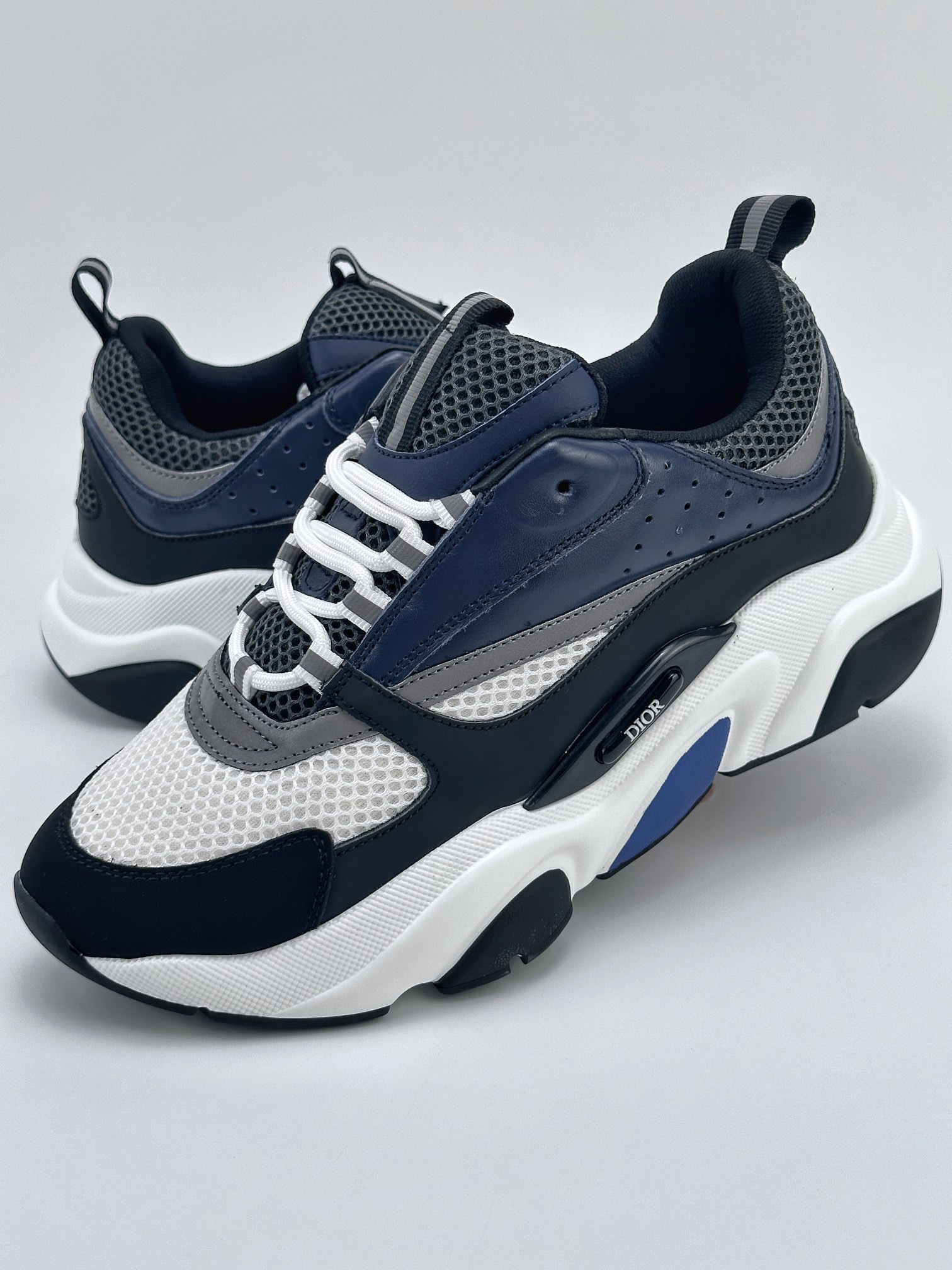 Dior B22 series sports shoes dad shoes