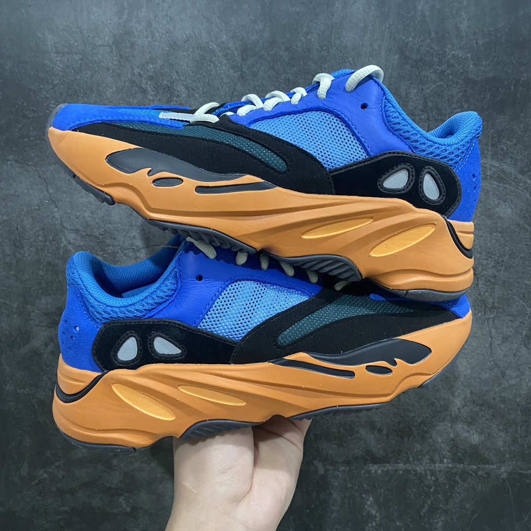 纯原版本Yeezy700BrightBlue蓝橙色GZ0541市场最坚挺的版本此版本也不会随着市场的动荡