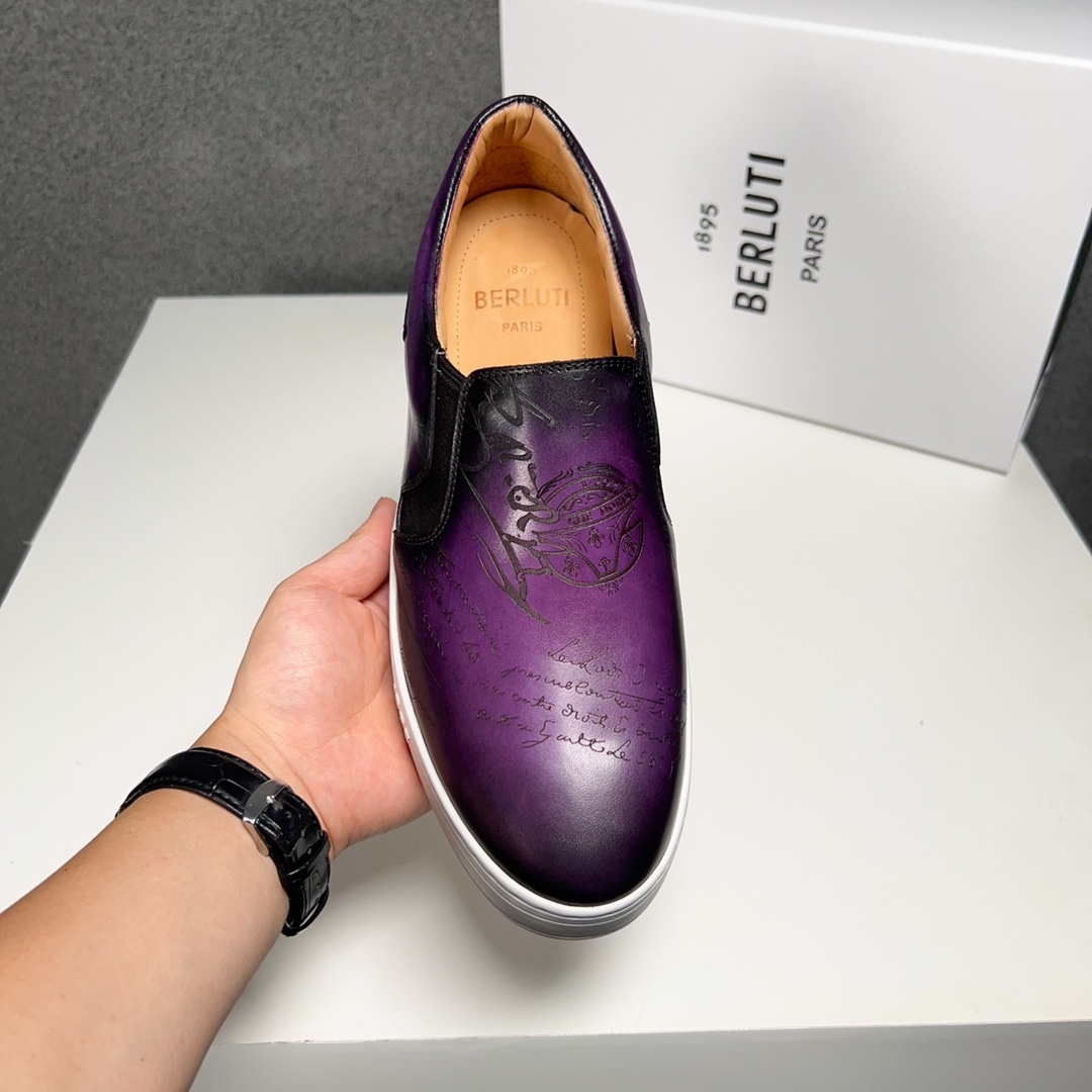 430BerlutiBerluti Men's SneakersEste zapato excepcionalmente moderno rompe moldes con un empeine de 