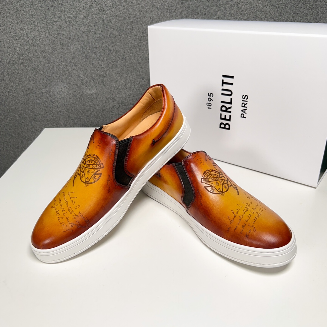 430BerlutiBerluti Men's SneakersEste zapato excepcionalmente moderno rompe moldes con un empeine de 