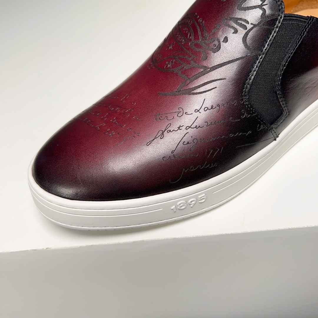 430BerlutiBerluti Men's SneakersEste zapato excepcionalmente moderno rompe moldes con un empeine de 
