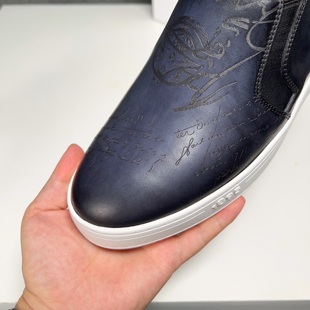 430BerlutiBerluti Men's SneakersEste zapato excepcionalmente moderno rompe moldes con un empeine de 
