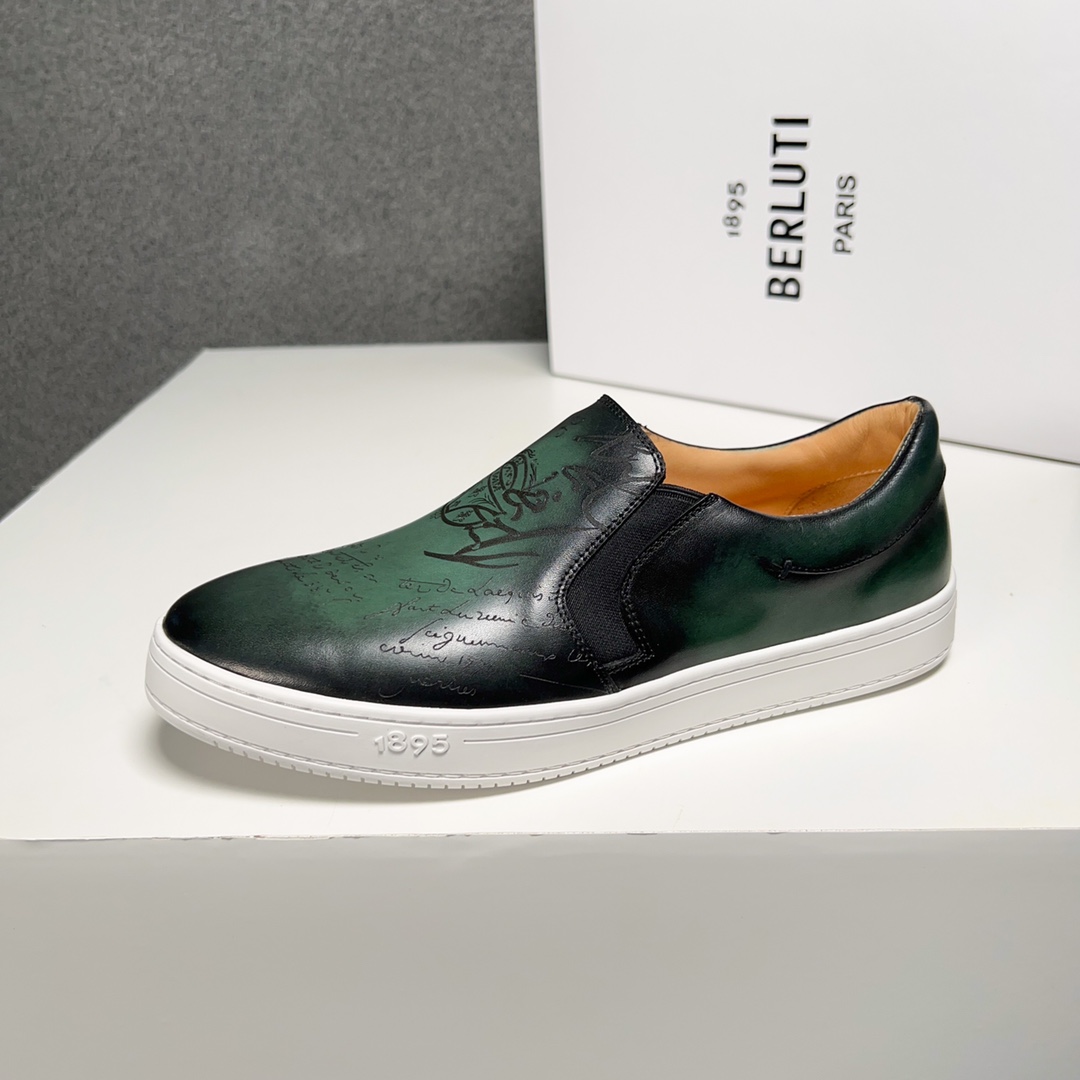 430BerlutiBerluti Men's SneakersEste zapato excepcionalmente moderno rompe moldes con un empeine de 