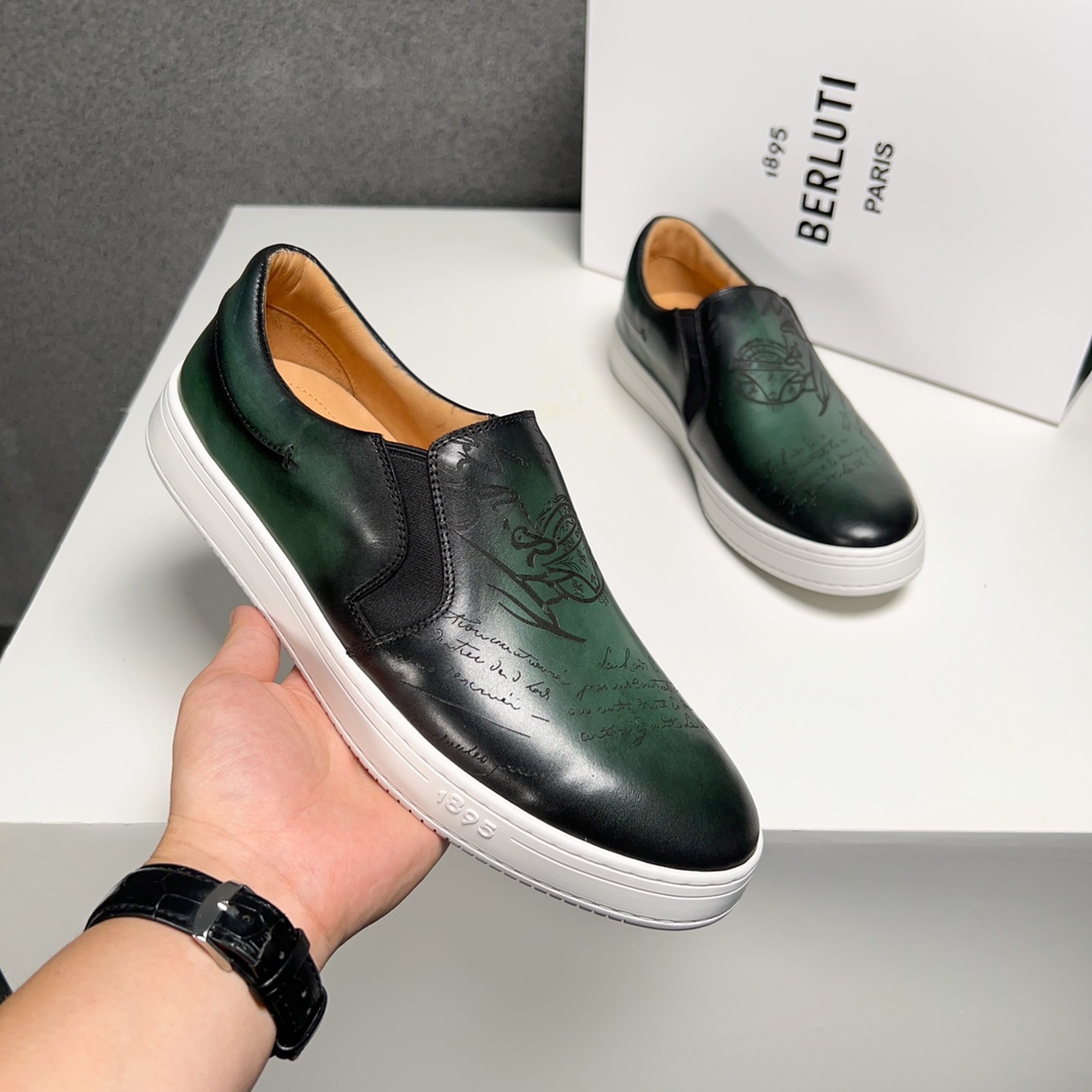 430BerlutiBerluti Men's SneakersEste zapato excepcionalmente moderno rompe moldes con un empeine de 