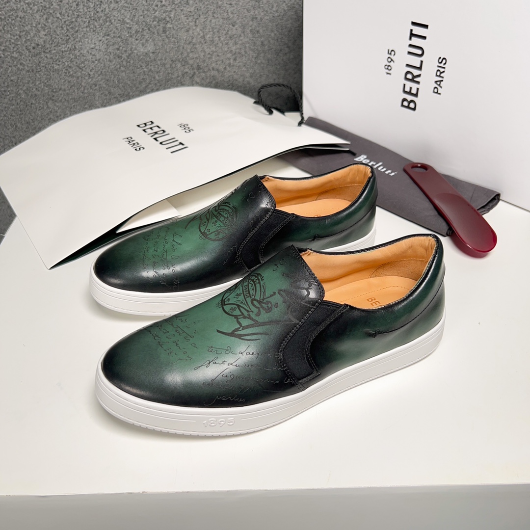 430BerlutiBerluti Men's SneakersEste zapato excepcionalmente moderno rompe moldes con un empeine de 