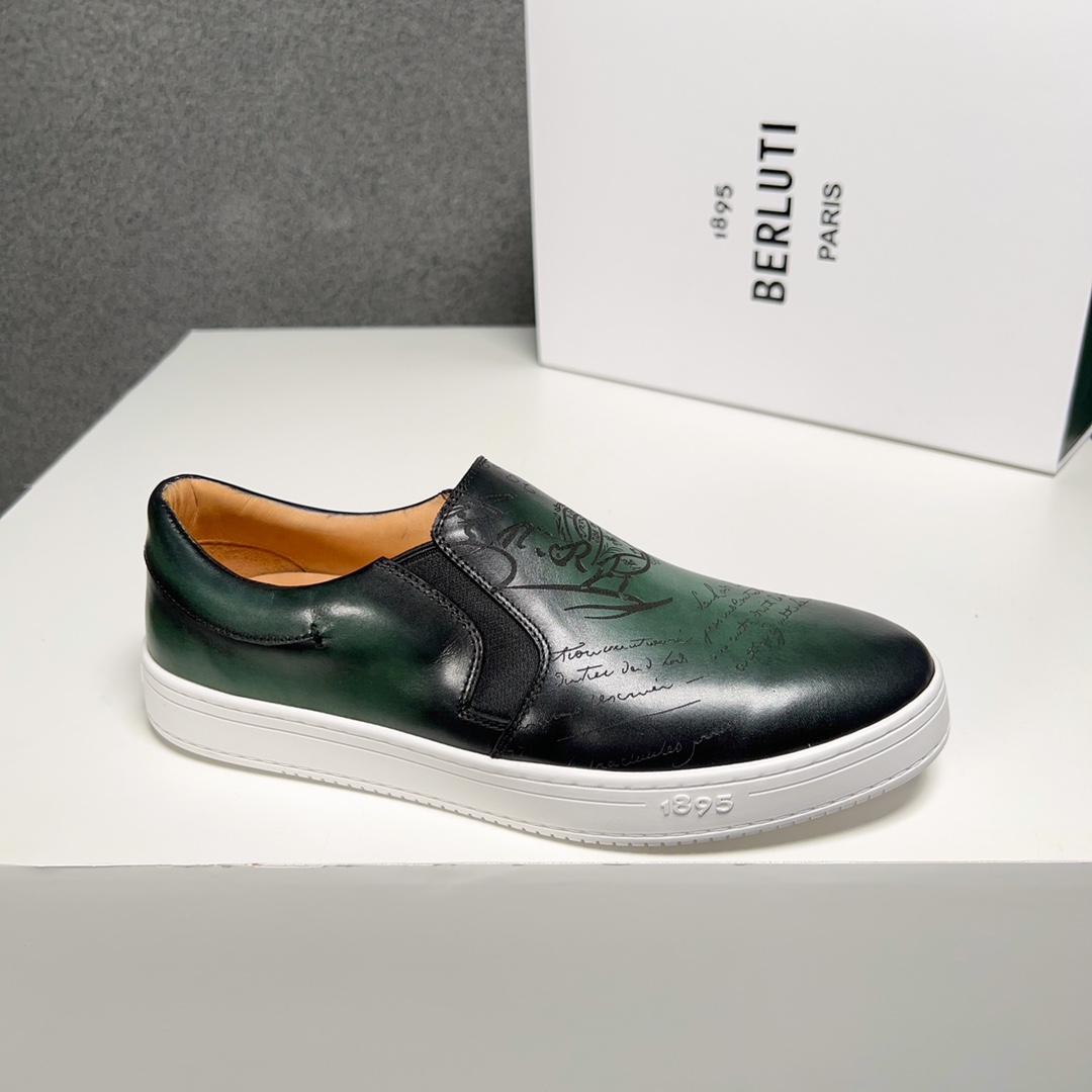 430BerlutiBerluti Men's SneakersEste zapato excepcionalmente moderno rompe moldes con un empeine de 