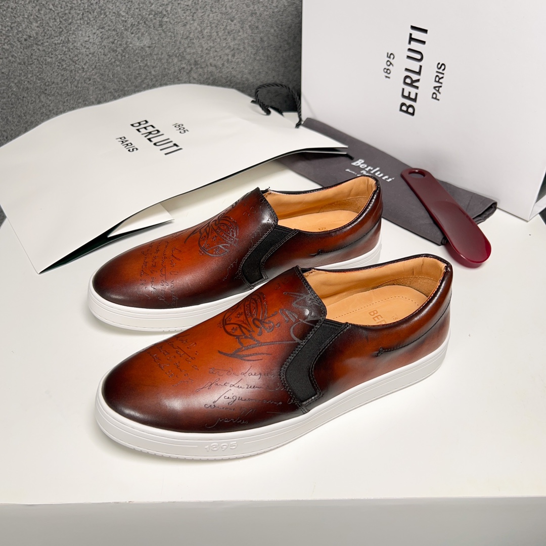 430BerlutiBerluti Men's SneakersEste zapato excepcionalmente moderno rompe moldes con un empeine de 