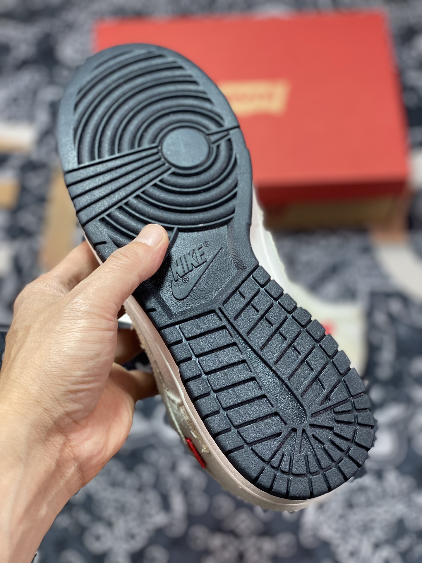 280  Levi‘s x Nike Air Force 1 07 Low”Exclusive Denim“扣篮系列板鞋“拼接白米灰磨破牛仔布”LE0021-003