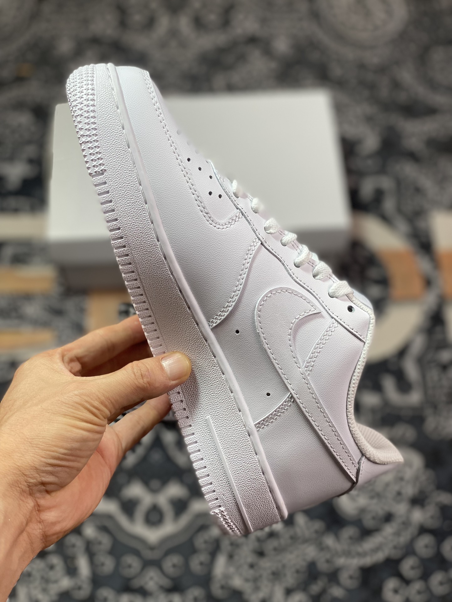 Air Force 1 '07 Low Blue and White Porcelain Color Changing Hook CW2288-111