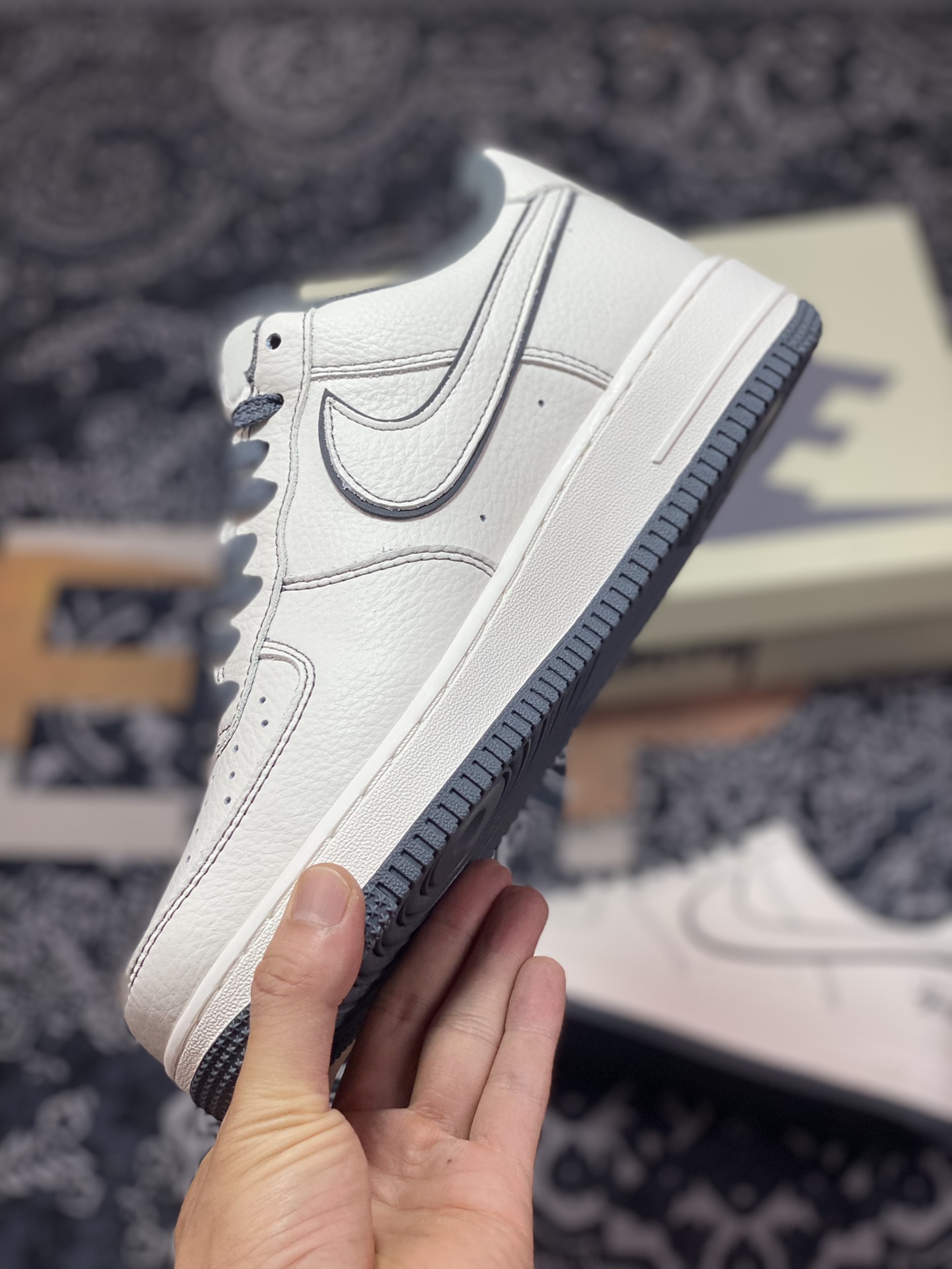 260  StUssy x Nike Air Force 1′07 Low”Milk White/Dark Grey“空军一号板鞋“皮革米白深灰斯图西”UN1635-111