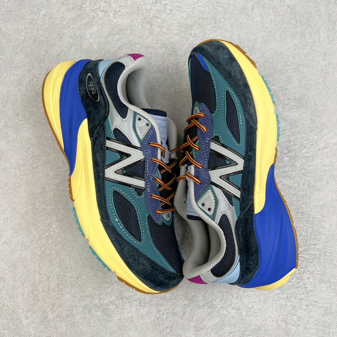 图片[3]-＃K版纯原 Action Bronson x New Balance in USA M990V6 新百伦NB六代系列美产血统经典复古百搭老爹风休闲运动跑步鞋 蓝绿棕 这是一双极具现代感设计的复古跑鞋 990v6 鞋面大部分面积依旧采用麂皮和织物材质覆盖 从各种细节上看也还是有点 990v5 的影子 但相比 990v5 990v6 鞋面各种材质的拼接会更加复杂 这次 990v6 最大的改变相信大家应该也发现了 就是看上去貌似比 990v4 和 990v5 两代鞋款加起来还要厚的鞋底 其实这是 New Balance 首次采用的三重缓震组合鞋底 除了之前就有的 ABZORB 缓震科技和 ENCAP 中底 这次新加入了 FuelCell 缓震科技 看来舒适度和增高度 都要更上一层楼呀 990v6 的侧标 Logo 设计少见地没有印在绒面皮革上 而是置于网眼面料以及横跨鞋身的皮革织带之上 同时鞋舌上的标签设计并没有延用此前 990v4 和 990v5 采用的样式设计 而是采用了一种新的类似于三角徽章的设计 所以对于鞋款上的更新变化 既有延续经典的设计 也有创新性的改变 尺码：36 37 37.5 38 38.5 39 40 40.5 41.5 42 42.5 43 44 44.5 45-选品中心