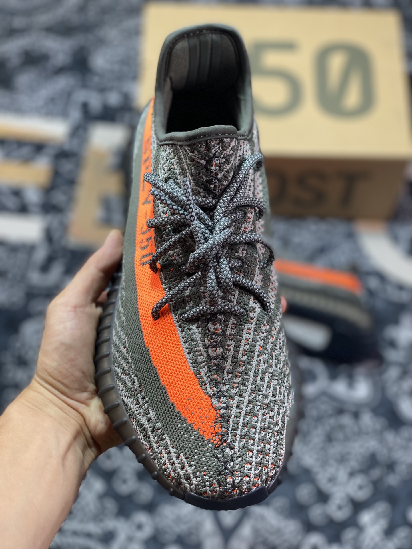 Preferred [OG version] Yeezy 350V2 ”Carbon Beluga” Gray Orange 3.0 Brown HQ7045