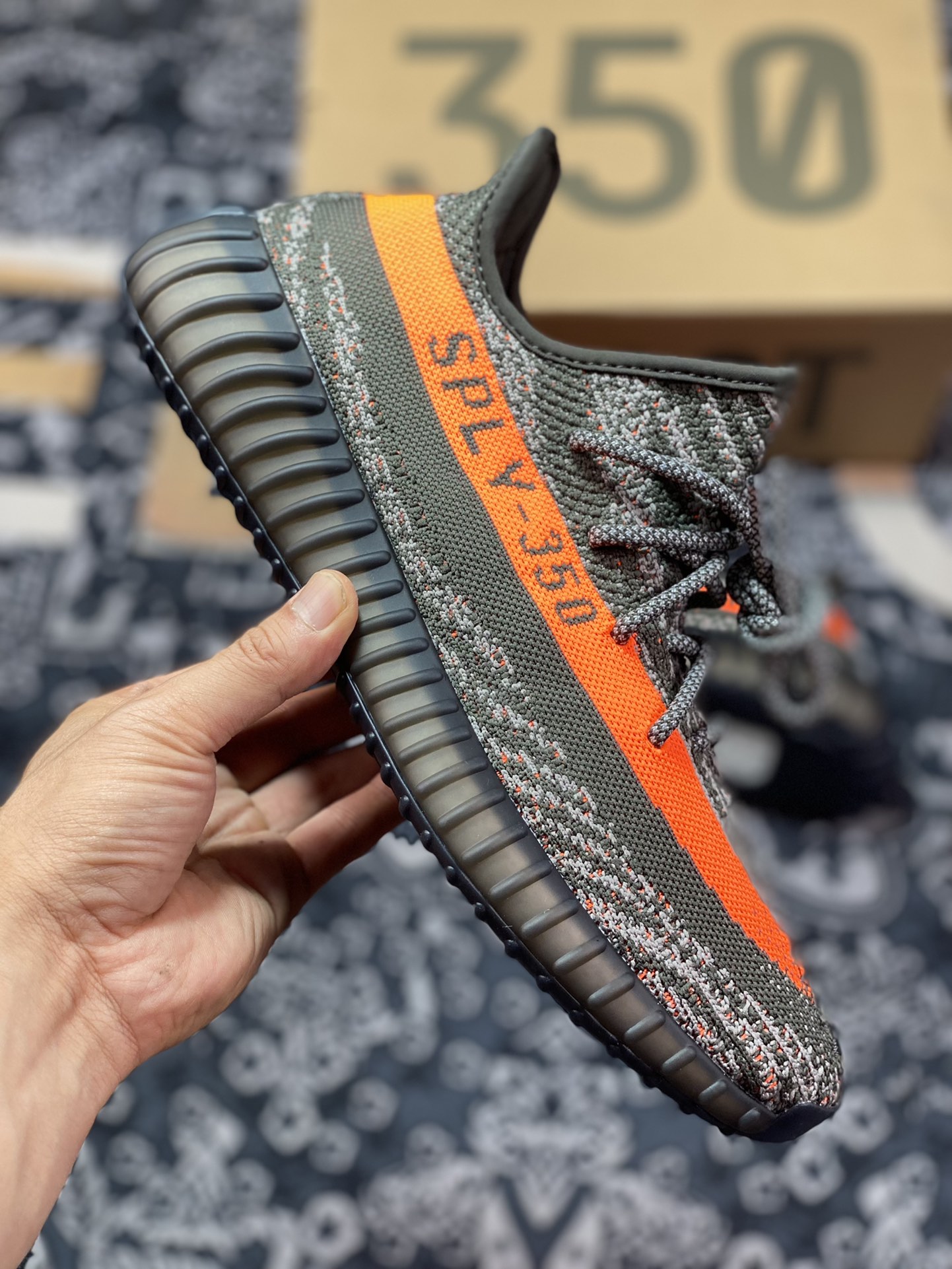 Preferred [OG version] Yeezy 350V2 ”Carbon Beluga” Gray Orange 3.0 Brown HQ7045