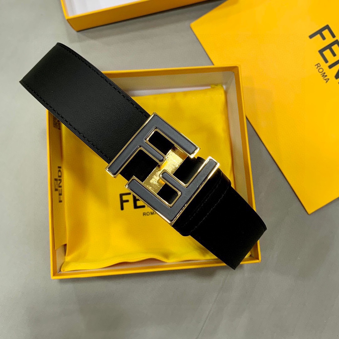 FENDI/芬迪宽38MM标志造型宽