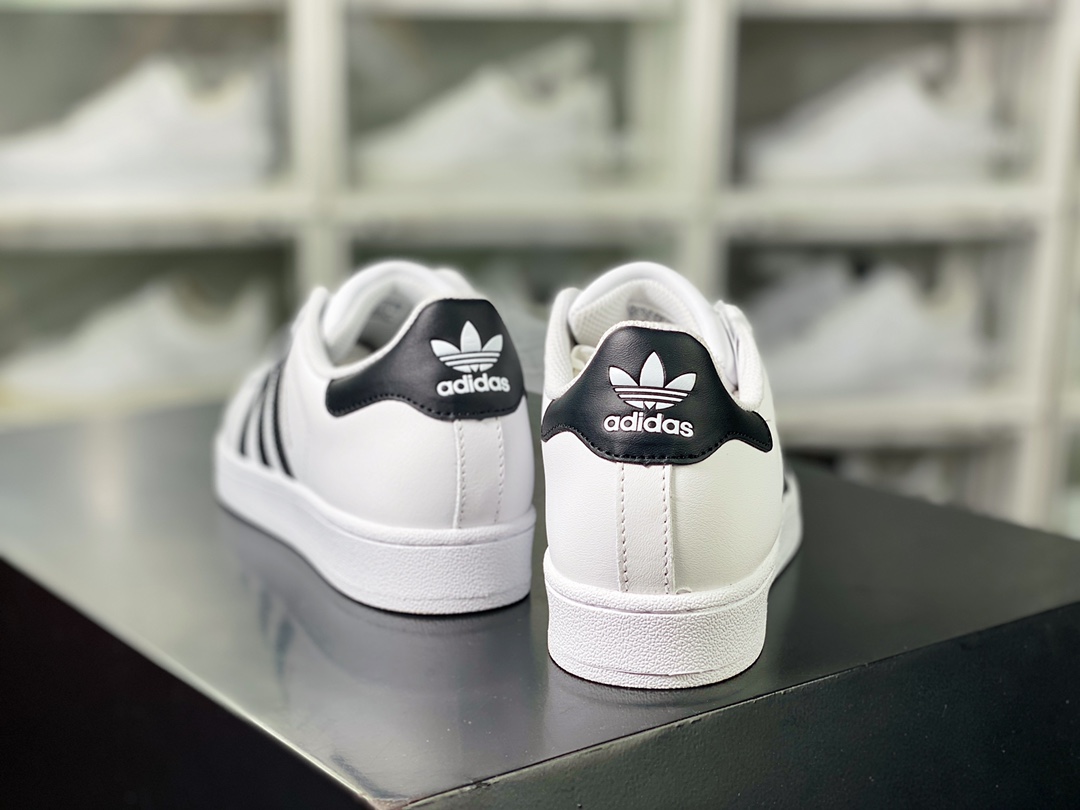 / Clover Adidas Originals Superstar ”White/Black/Gold” classic shell head series low-top sneakers ”19 old version leather white black gold label” C77124