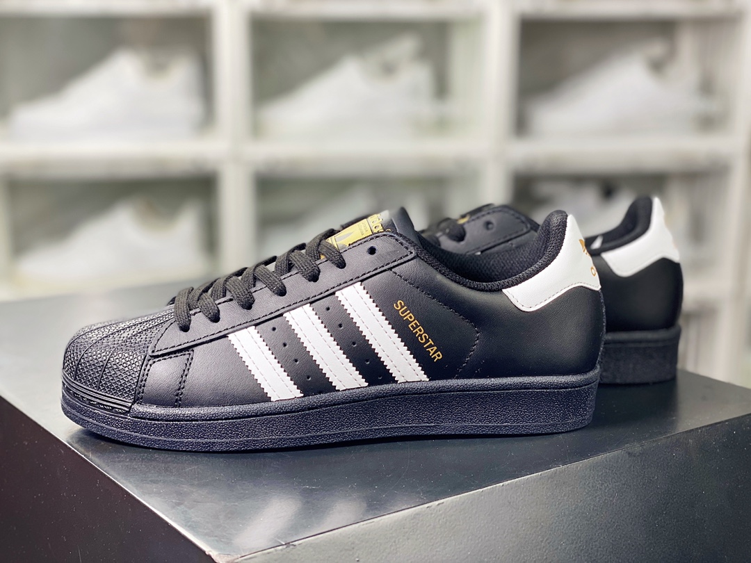 / Adidas Originals Superstar ”Black/White/Gold” classic shell head series low-top sneakers ”19 old version black and white gold label” B27140