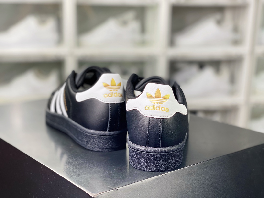 / Adidas Originals Superstar ”Black/White/Gold” classic shell head series low-top sneakers ”19 old version black and white gold label” B27140