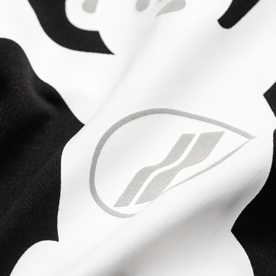 High-Quality Sweet Bear Plush Toys with Customized Fabrics and Imported Glues. - 图片 4