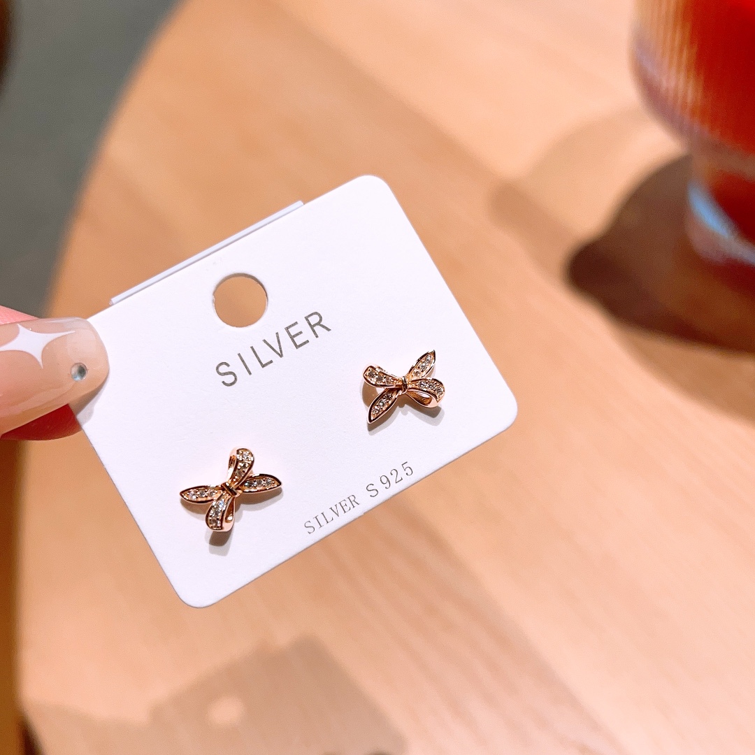 シックファインシルバーイヤリングシルバー 母の日