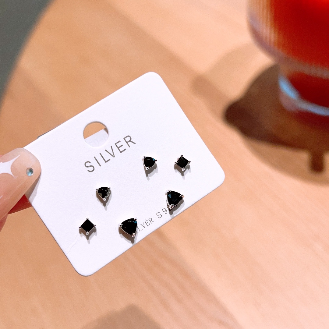 高級感925シルバーイヤリングゴールド 晩餐会