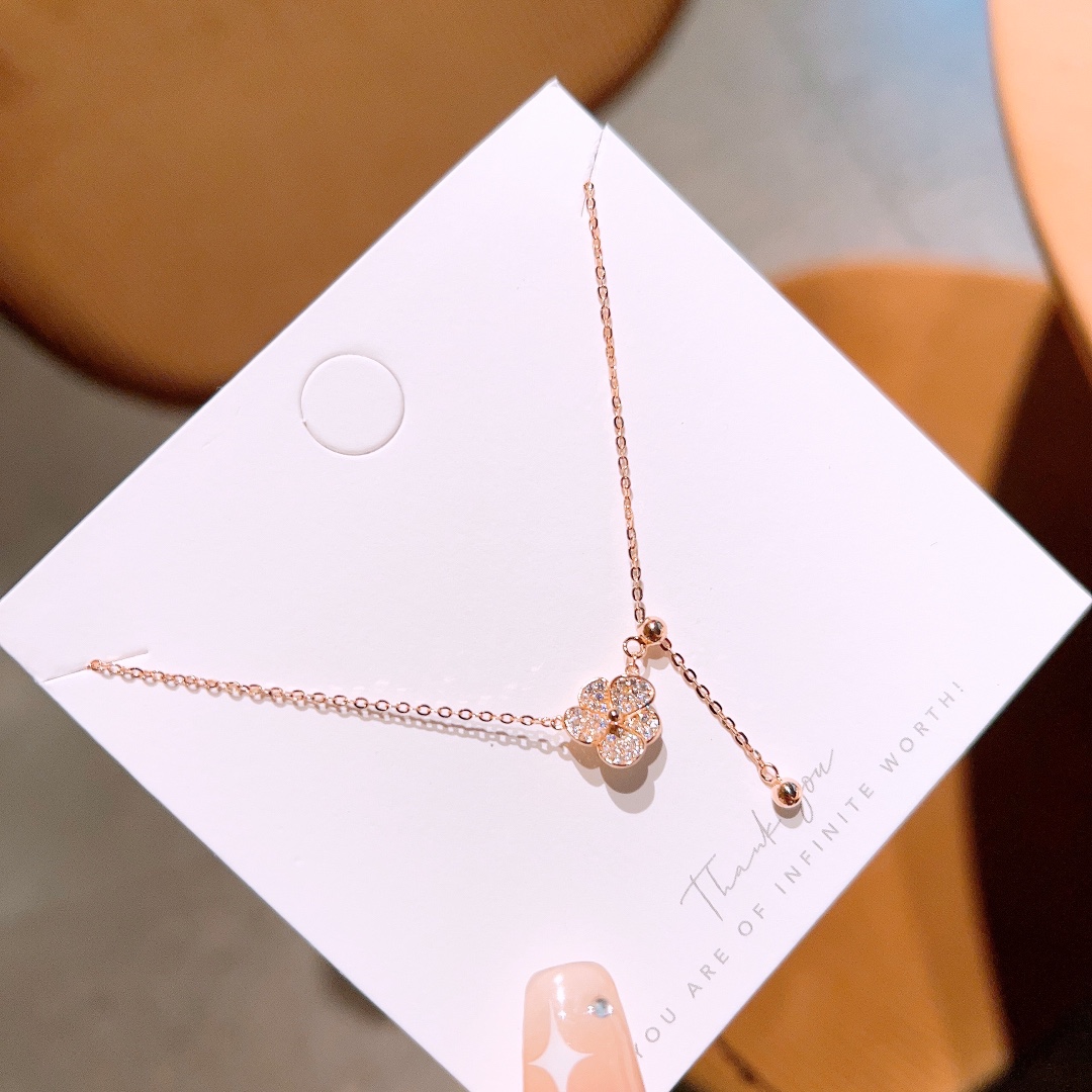 さわやか系アレルギー対応シルバーネックレスゴールド 日常使い