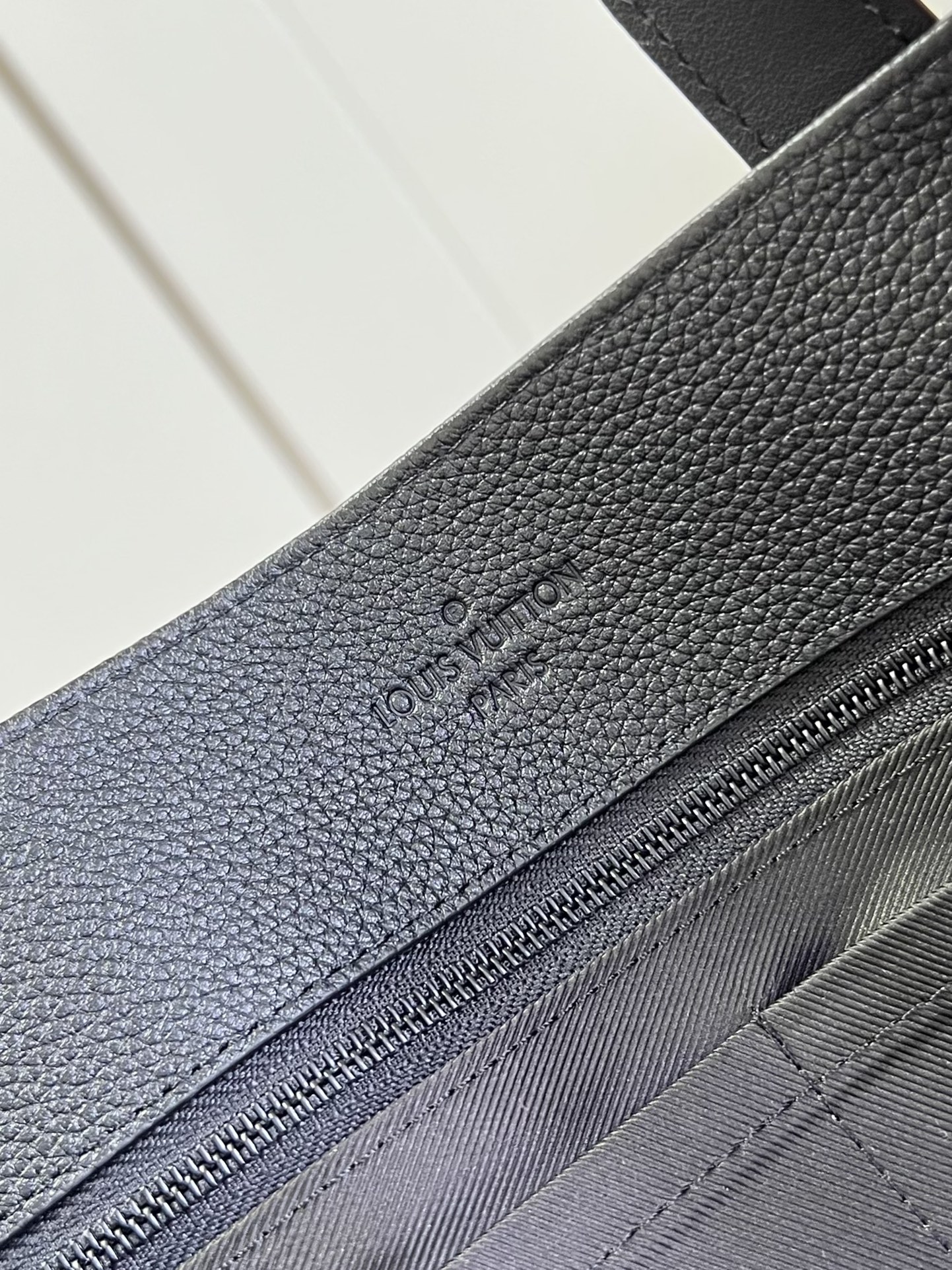 Louis Vuitton Luxury Handbag Collection 9