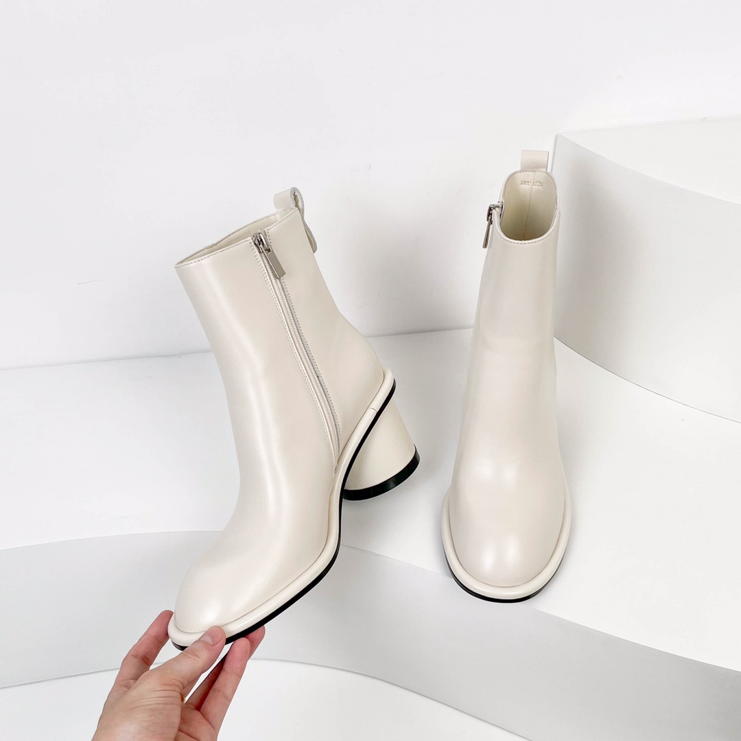 Italian Fashion Zipper Short Boots with Sheepskin Lining and Durable Rubber Sole - 图片 2