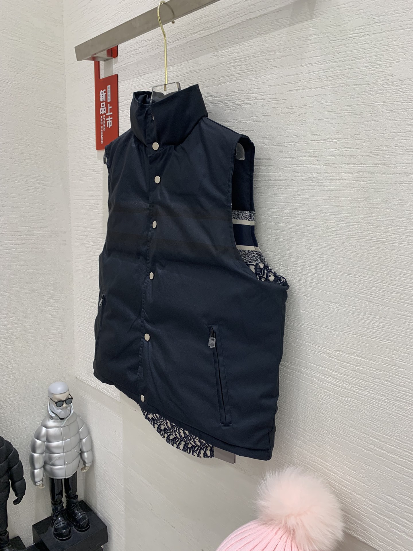 ⬆🆕❤️😘原单品质，独家首发❤️Dio*秋冬经典老花羽绒服双面穿马甲，必买款！国标可检测90白鸭绒，本季