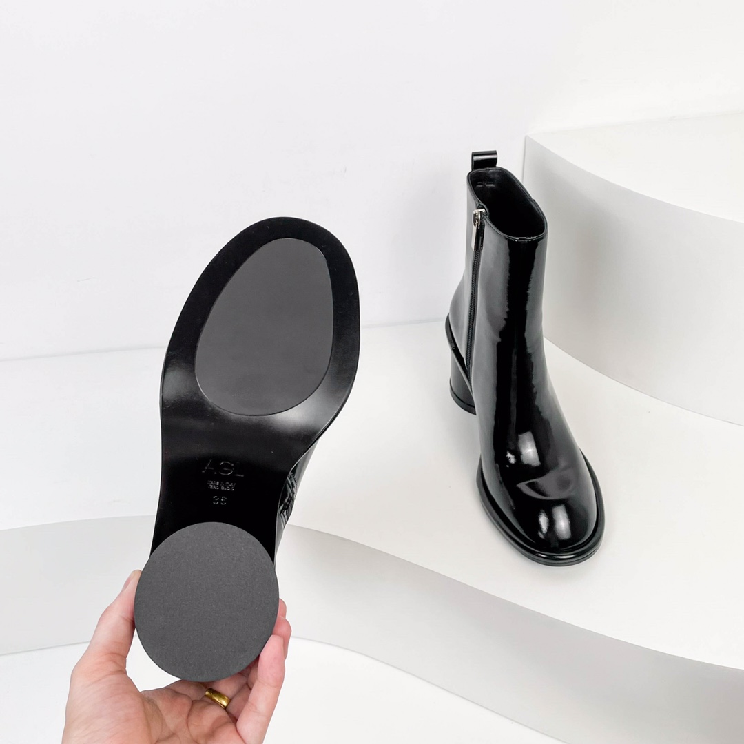 Italian Fashion Zipper Short Boots for Women: Stylish, Comfortable, and Durable - 图片 9