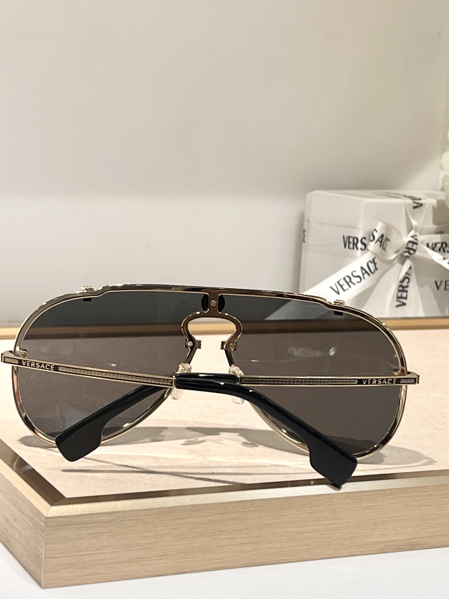  Oversize
Versace 
ModVE2243
Size135-0


