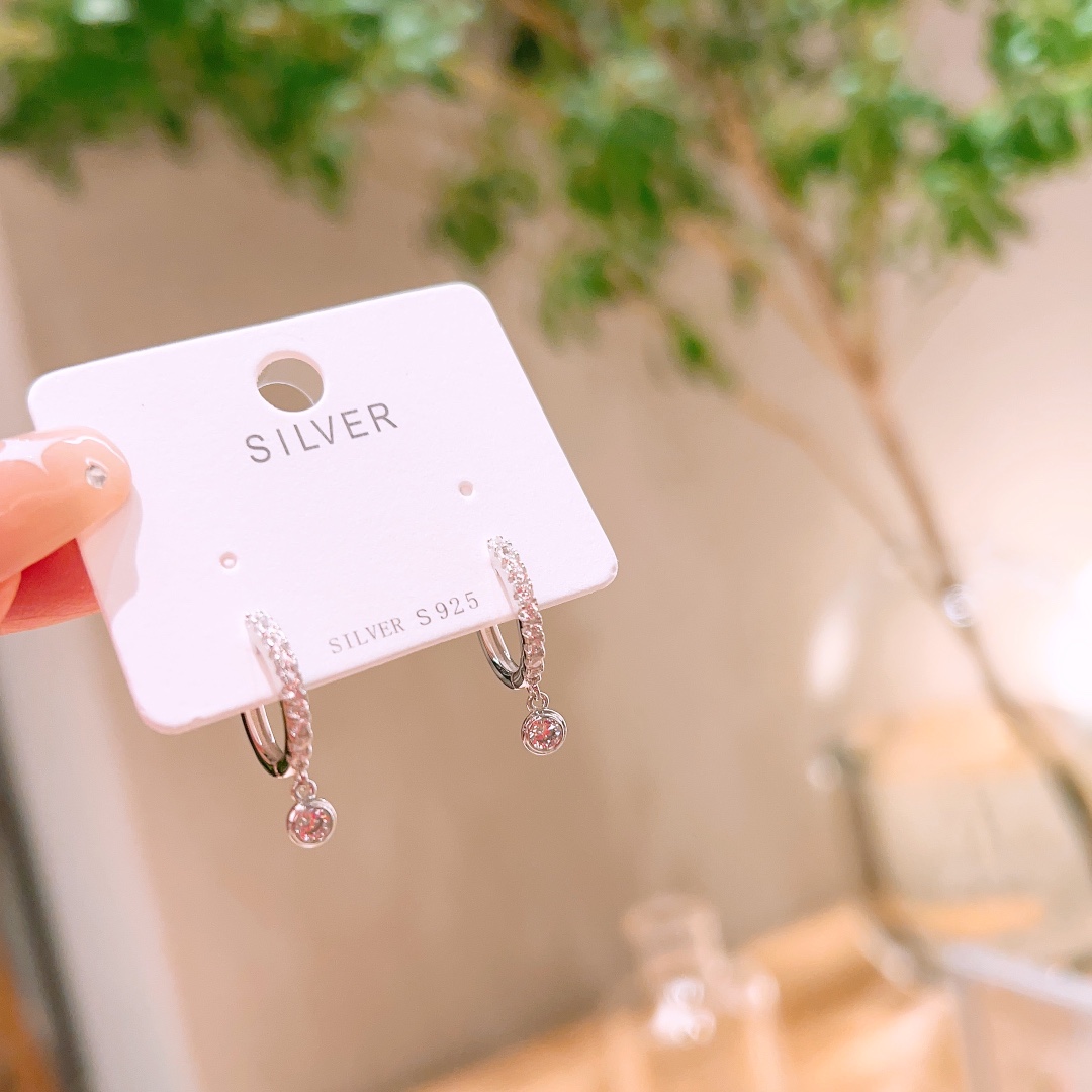 甘い純銀イヤリングシルバー 旅行