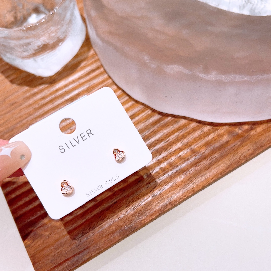 シック高品質シルバーイヤリングシルバー 自分へのご褒美