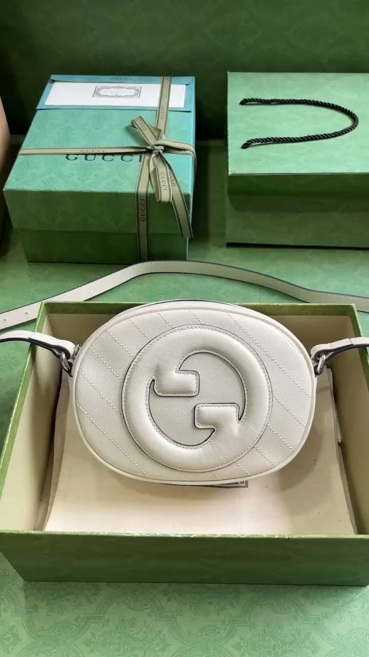 Gucci Blondie Crossbody & Shoulder Bags White Mini