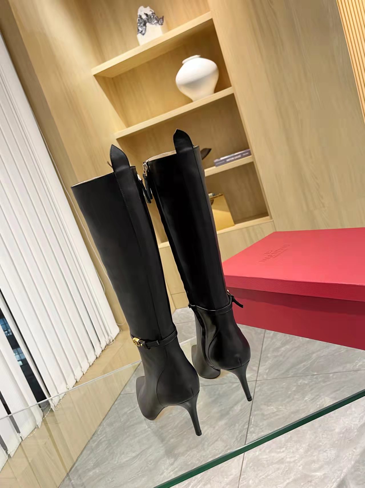 [Valentino] Valentino otoño e invierno botas de moda de las mujeres: en el pie cómodo y versátil tej