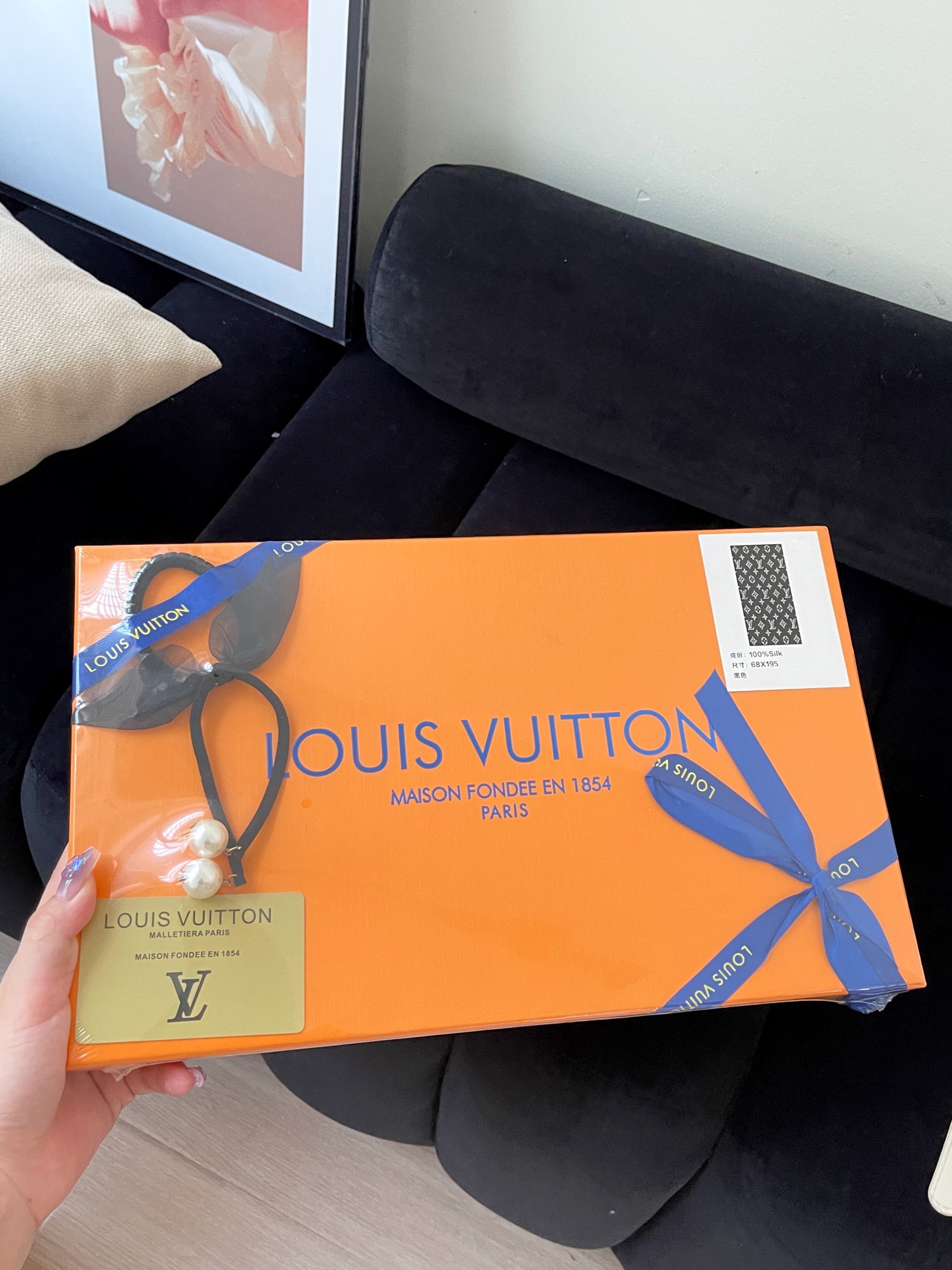 Louis Vuitton Haute Couture Silk Twill Scarf Shawl Ref.39BC898B 6