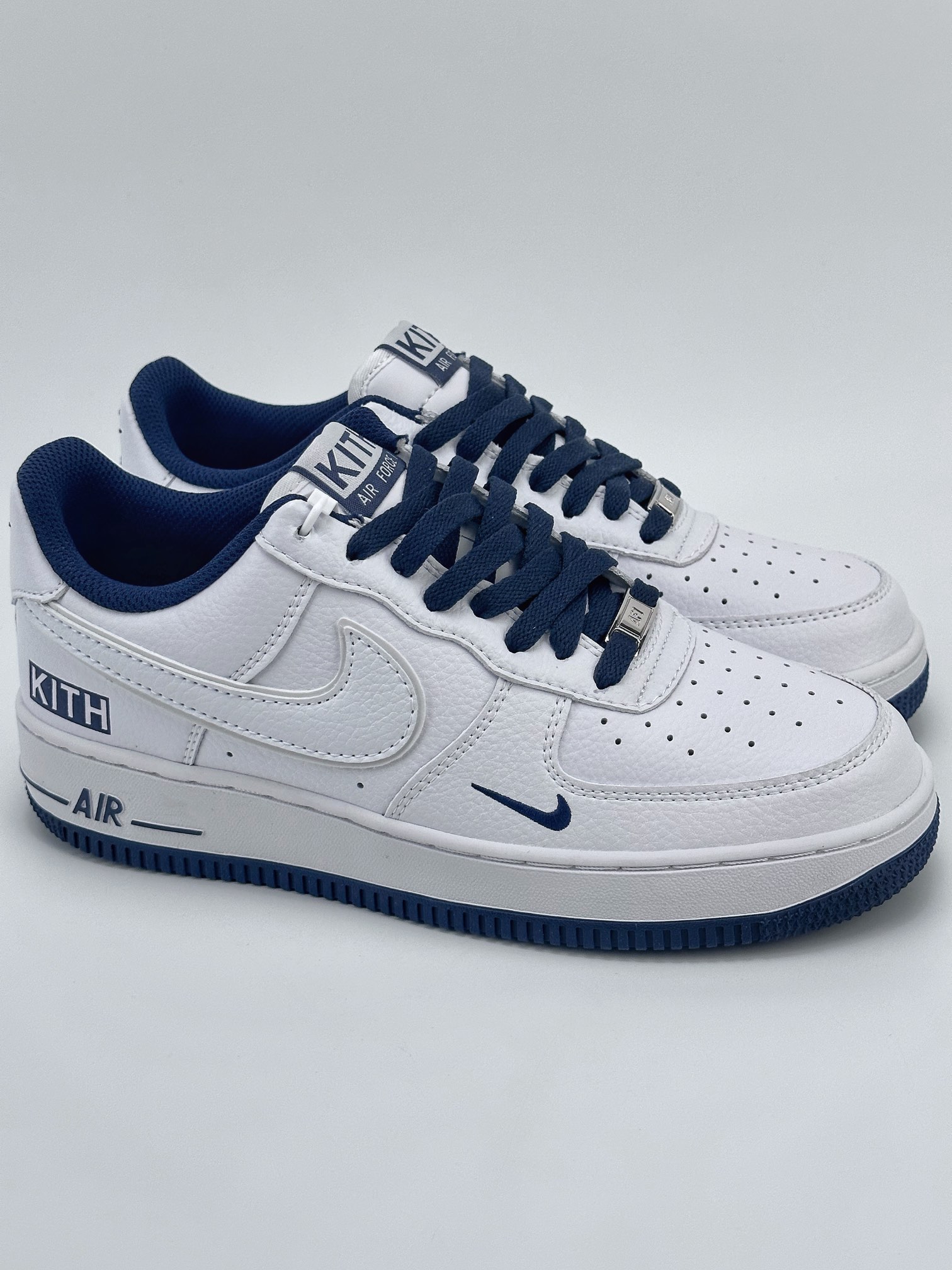 Nike Air Force 1 Low 07 x Kith 联名白深蓝 KT1659-007