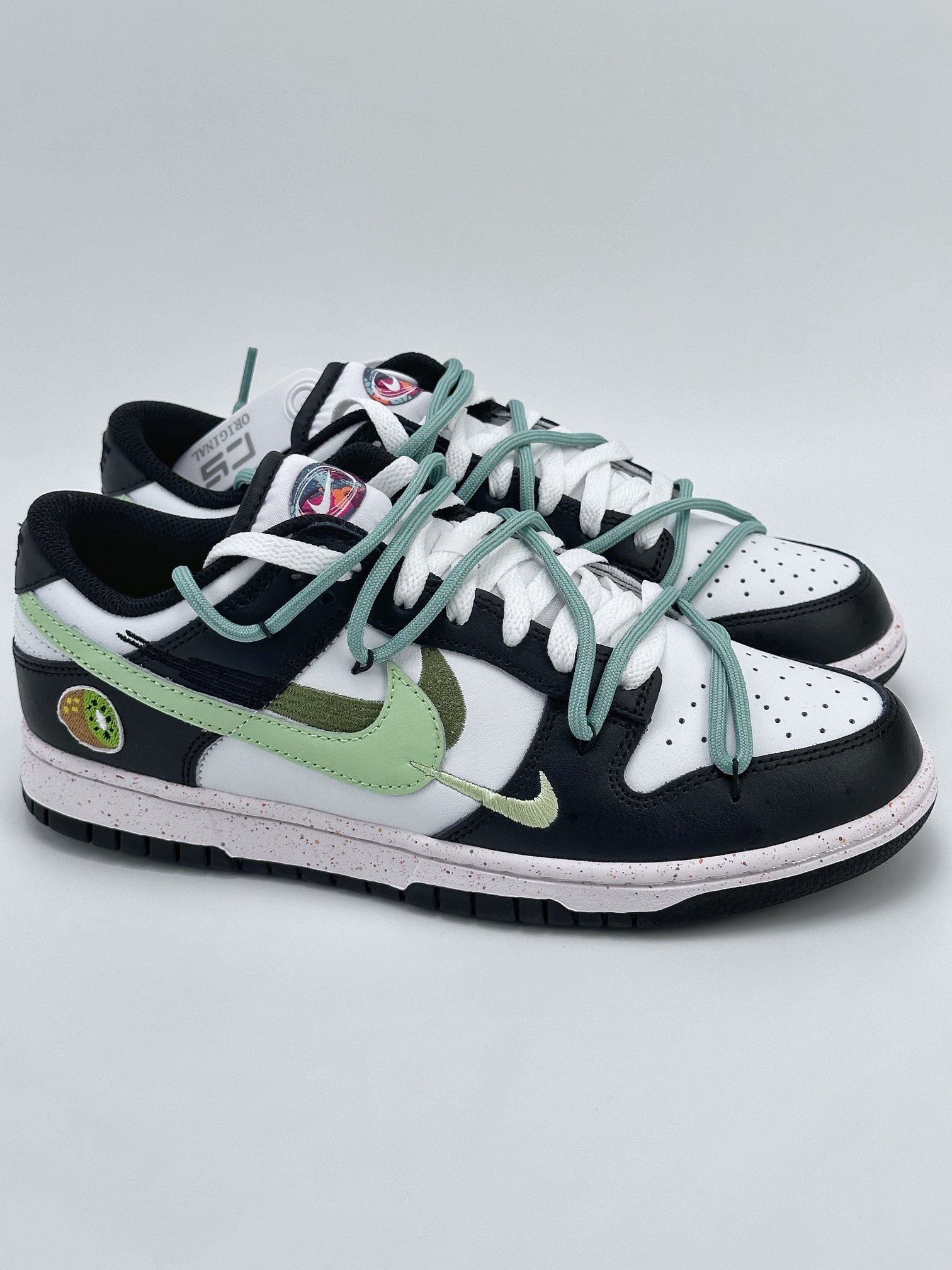 NIKE SB Dunk Low Multi-Color Swoosh 活力三勾 FD4623-152