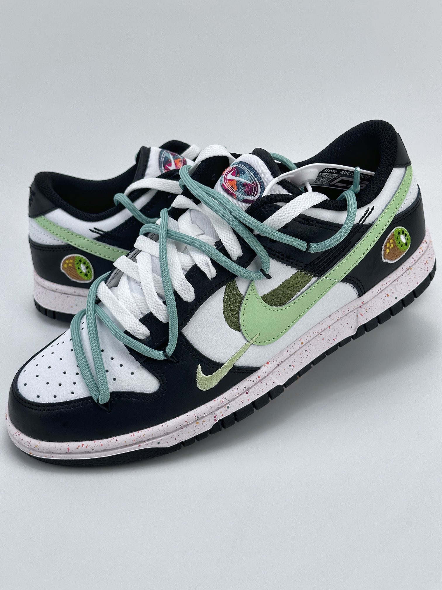 NIKE SB Dunk Low Multi-Color Swoosh 活力三勾 FD4623-152