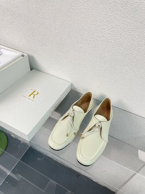 The Row Flat Shoes Beige White Lambskin Patent Leather Sheepskin TPU Fashion Casual