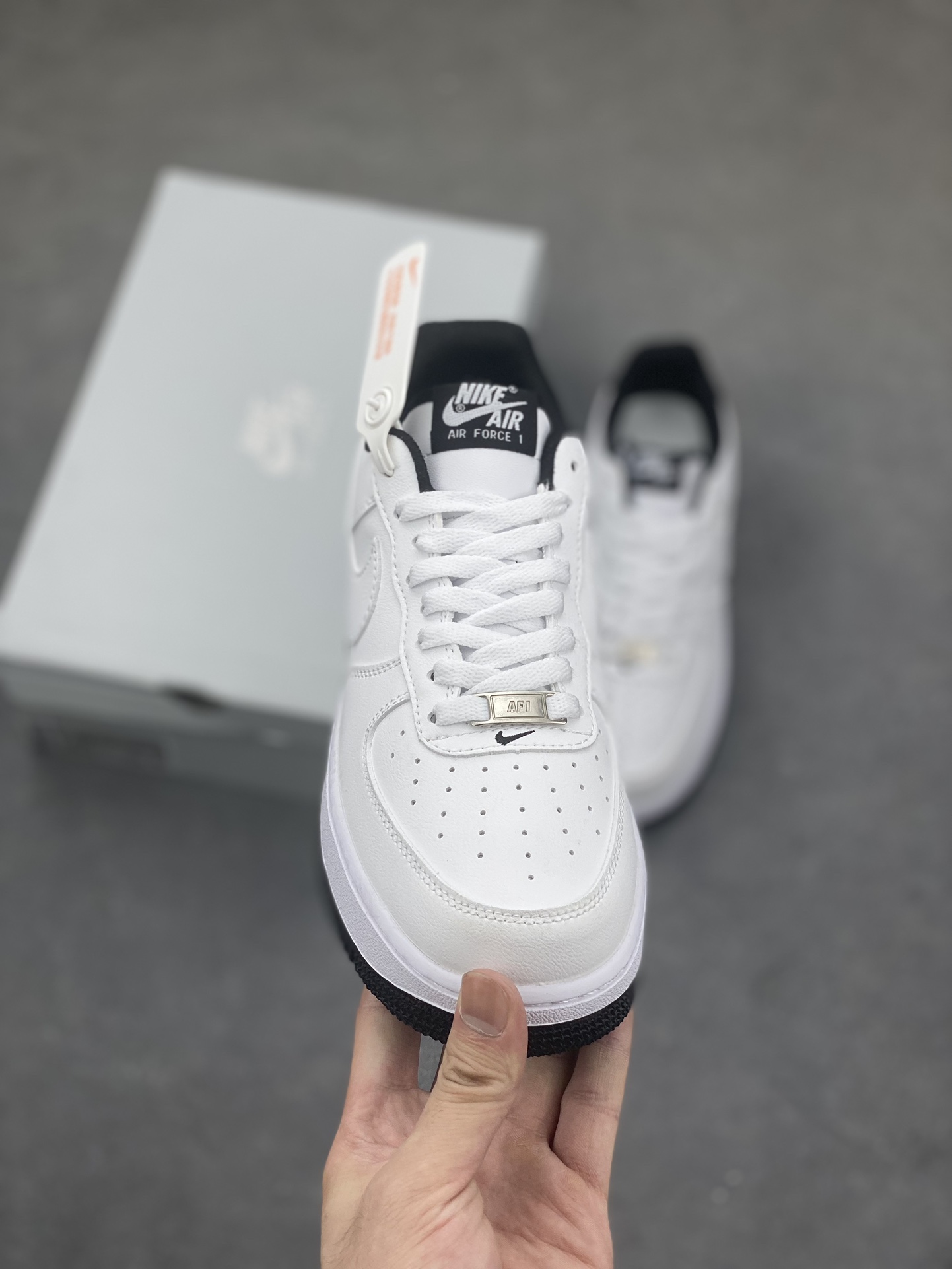 Nike Air Force 1 Low White/Black Men's Sneaker 3 i1692388227 1194 1