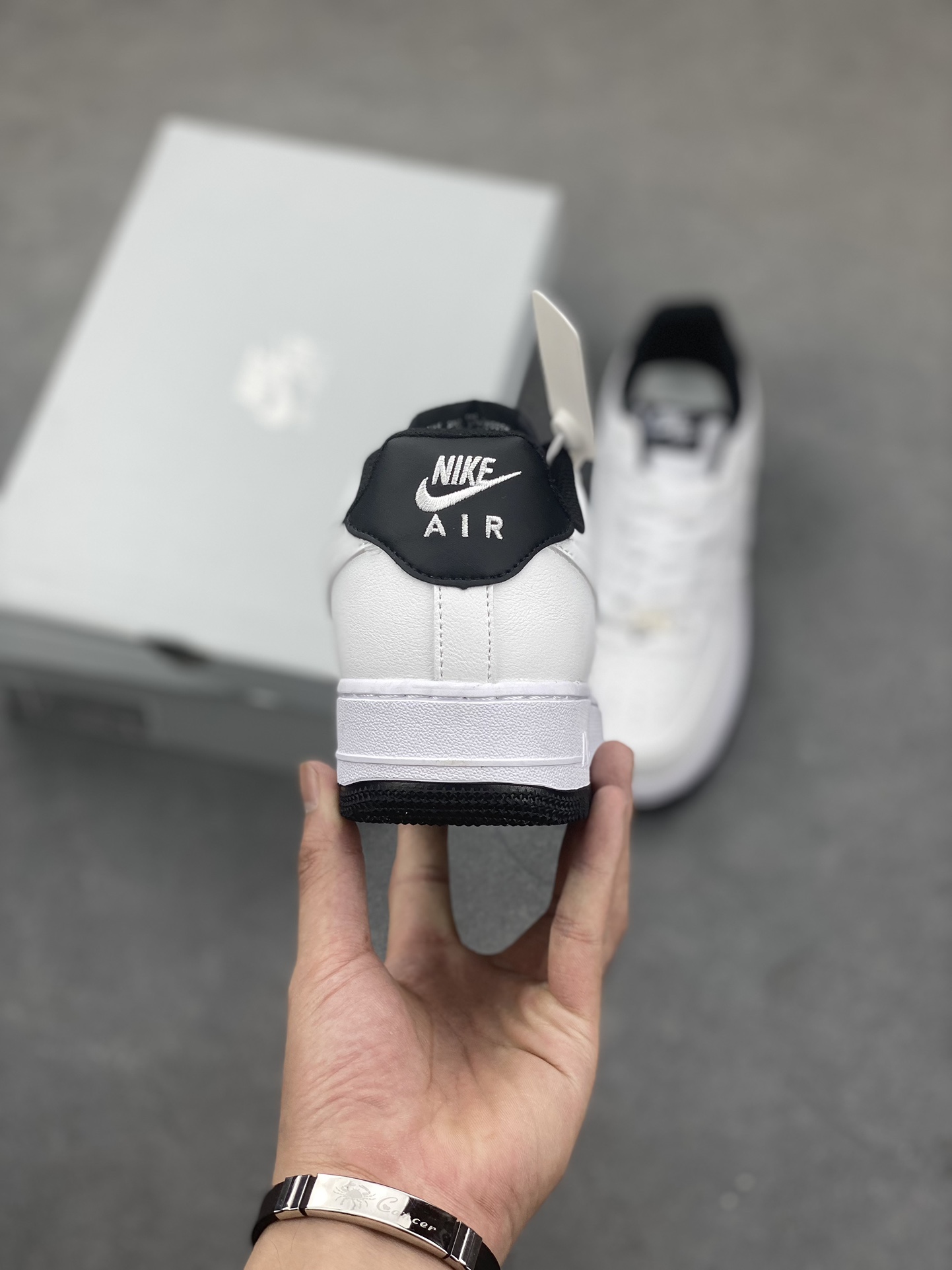 Nike Air Force 1 Low White/Black Men's Sneaker 5 i1692388227 429 3